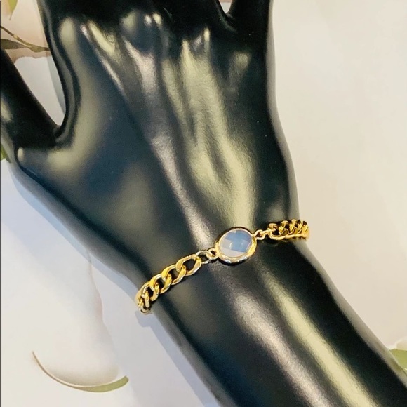 Opal & 18K Curb Chain Bracelet - Picture 2 of 3